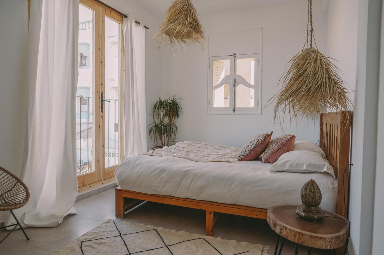 Blue Waves Surf House Hotel อกาดีร์ ภายนอก รูปภาพ