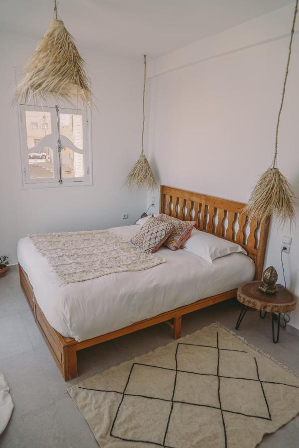 Blue Waves Surf House Hotel อกาดีร์ ภายนอก รูปภาพ